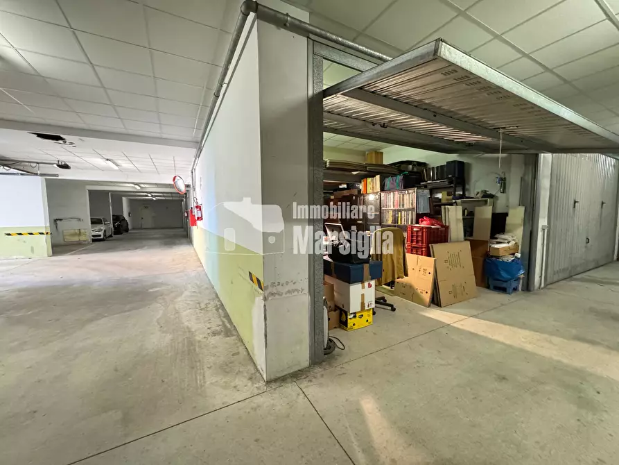 Immagine 2 di Garage in vendita  in VIA FRANCO ALFANO 32 a San Remo