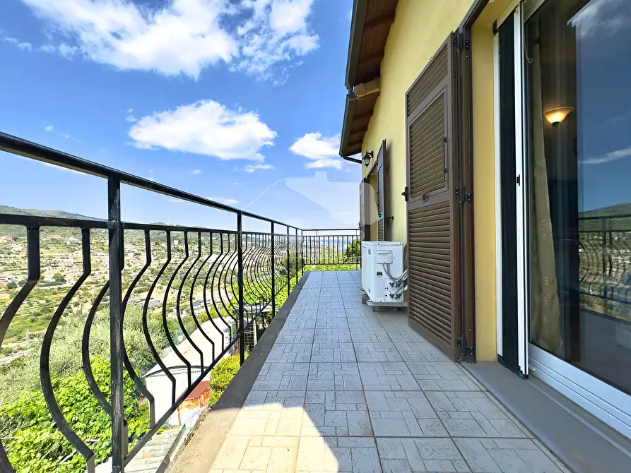 Immagine 16 di Casa indipendente in vendita  in Strada San Bartolomeo 300 a San Remo