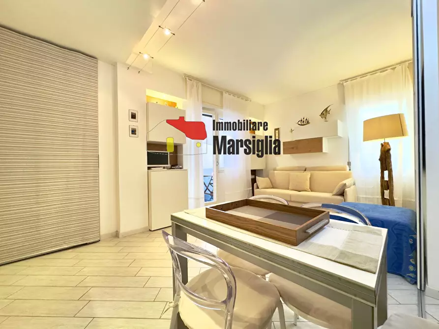 Immagine 6 di Monolocale in vendita  in Via fratelli asquasciati 59 a San Remo