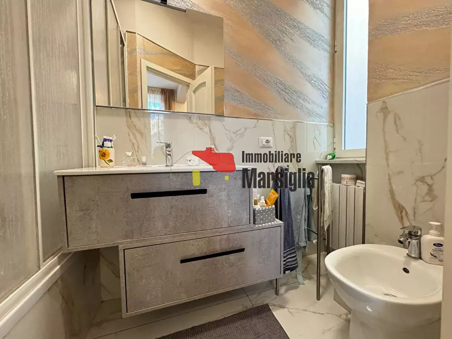 Immagine 16 di Trilocale in vendita  in Corso Giuseppe Garibaldi 100 a San Remo