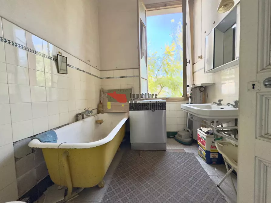 Immagine 14 di Casa indipendente in vendita  in VIA DE AMICIS 83 a San Remo