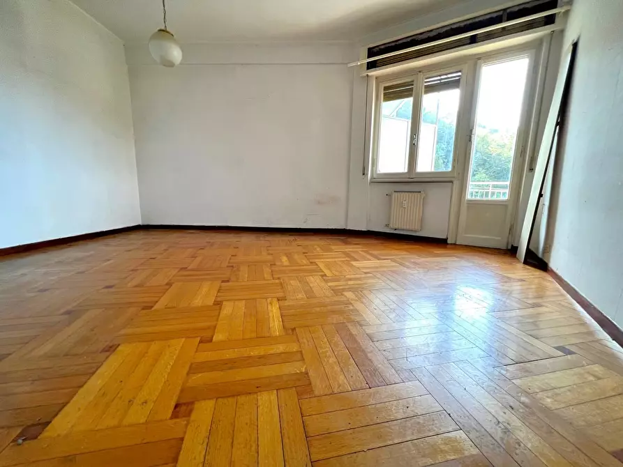 Immagine 1 di Appartamento in vendita  in VIA FEREGGIANO a Genova