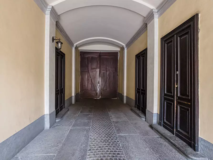 Immagine 29 di Bilocale in vendita  in Via Bertola a Torino