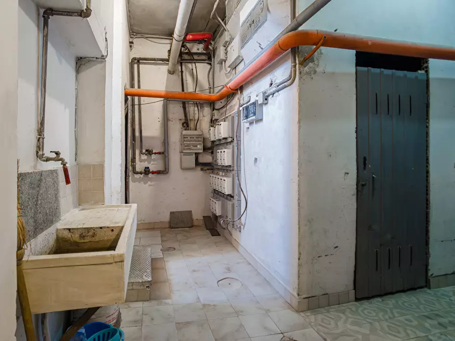 Immagine 37 di Trilocale in vendita  in Via Giorgio Bellono a Torino