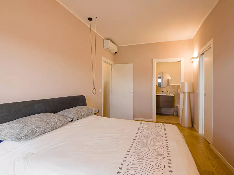 Immagine 39 di Attico in vendita  in Corso Principe Eugenio a Torino