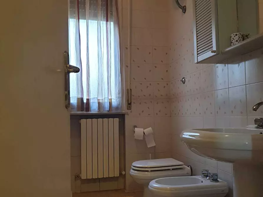 Immagine 18 di Appartamento in vendita  a Livorno