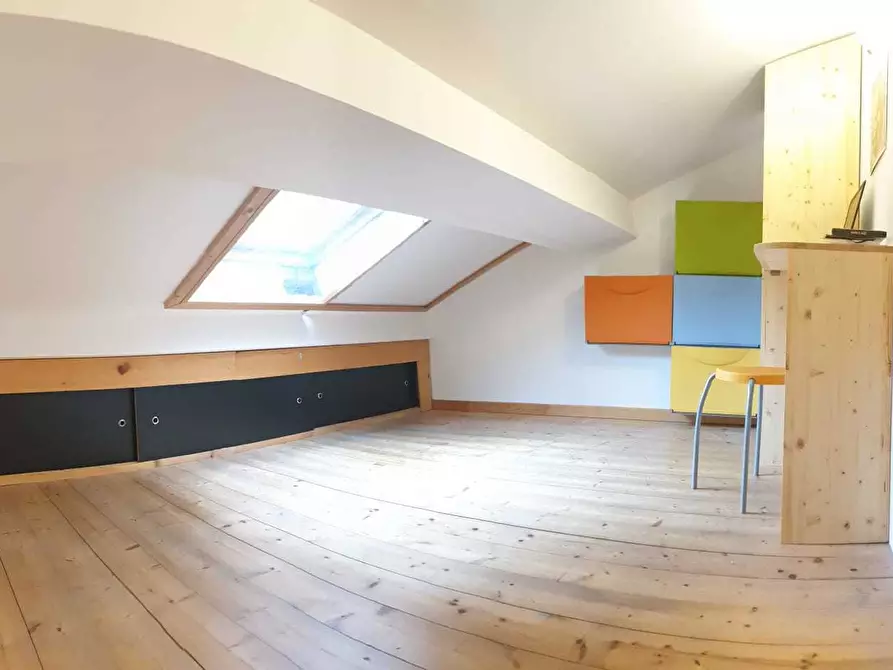 Immagine 21 di Trilocale in vendita  a Livorno