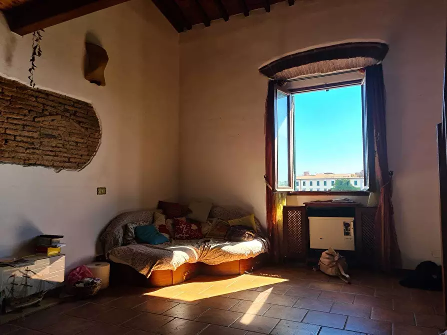 Immagine 21 di Trilocale in vendita  a Livorno