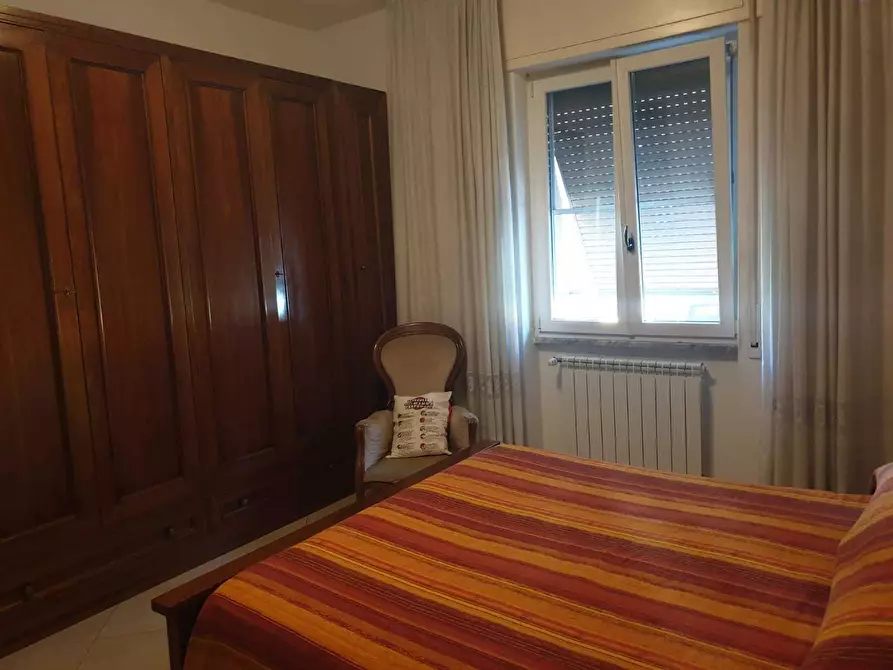 Immagine 15 di Appartamento in vendita  a Livorno