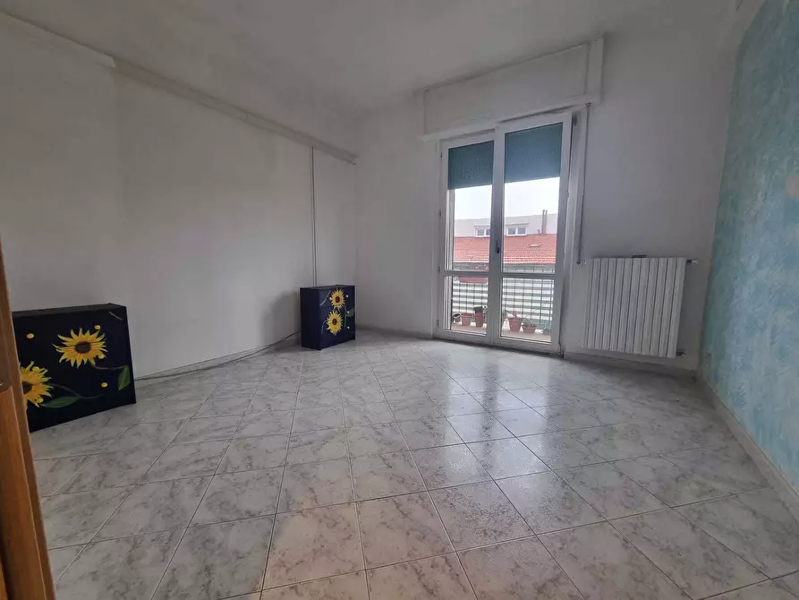 Immagine 9 di Appartamento in vendita  a Livorno