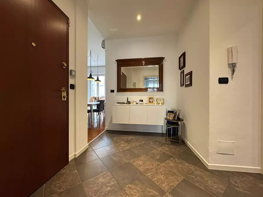 Immagine 5 di Quadrilocale in affitto  in Viale Varese 81 a Como