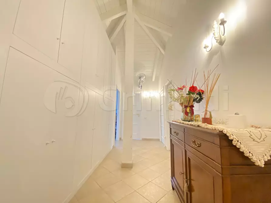 Immagine 8 di Trilocale in vendita  a Giugliano In Campania