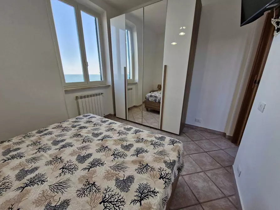 Immagine 14 di Quadrilocale in affitto  in Via Molo Innocenziano 44 a Anzio