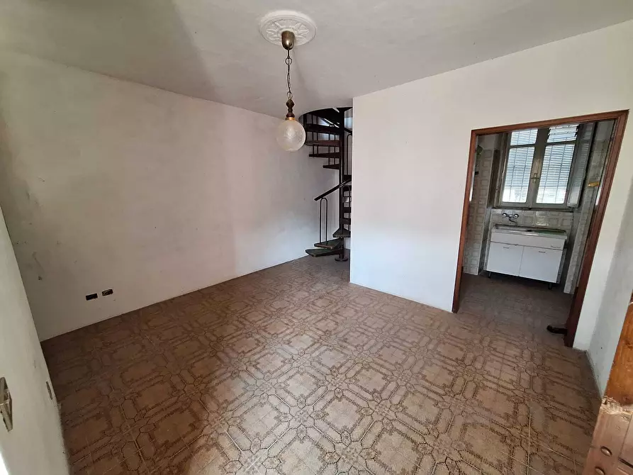 Immagine 7 di Casa indipendente in vendita  in Via Vittorio Veneto 5 a Prarolo