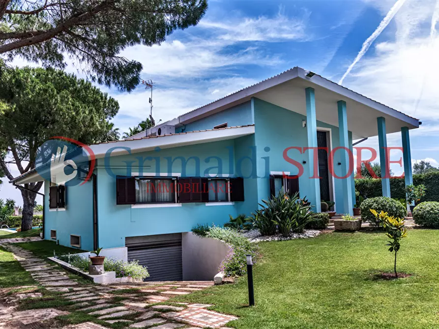 Immagine 87 di Villa in vendita  a Grottaglie