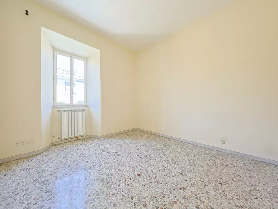 Immagine 13 di Quadrilocale in vendita  in Corso Vittoria Colonna 56 a Marino
