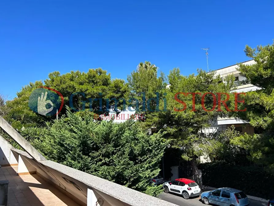 Immagine 12 di Pentalocale in vendita  in Via Giovanni Gentile 3030 a Lecce