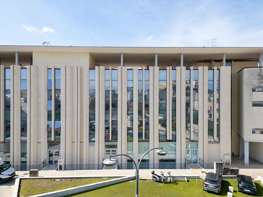 Immagine 50 di Ufficio in vendita  in Via Colonnello Archimede Costadura 2C a Lecce