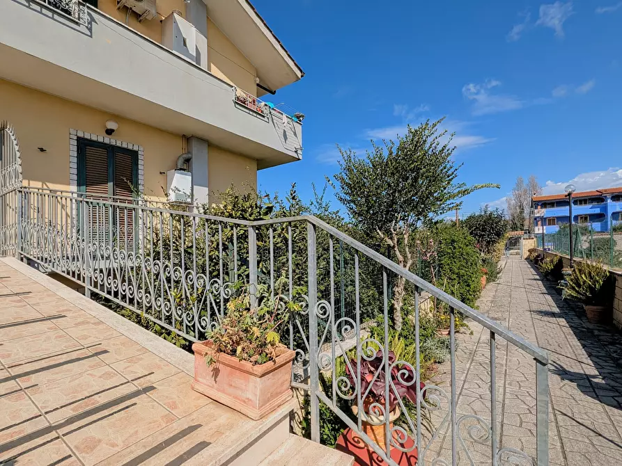 Immagine 3 di Trilocale in vendita  in Via Etna 10/d a Aprilia