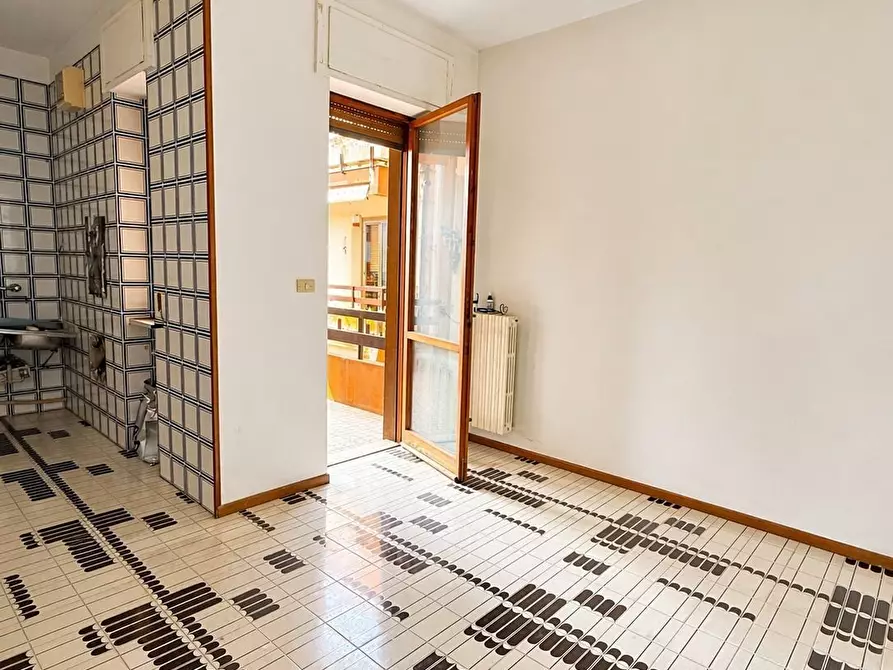 Immagine 5 di Trilocale in vendita  in Via Vincenzo Ciardo 1 a Lecce