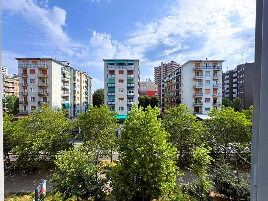 Immagine 45 di Trilocale in affitto  in Corso Lodi 90 a Milano