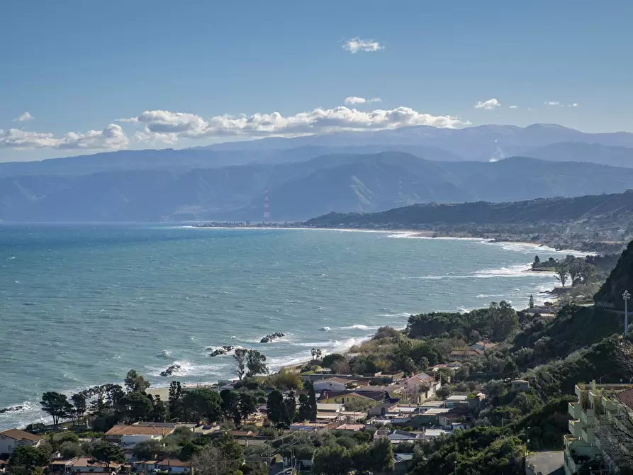 Immagine 45 di Villa in vendita  in Contrada Piano Rocca snc a Messina