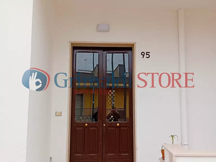 Immagine 2 di Casa indipendente in vendita  in Via Pasquale Leone 95 a Salice Salentino