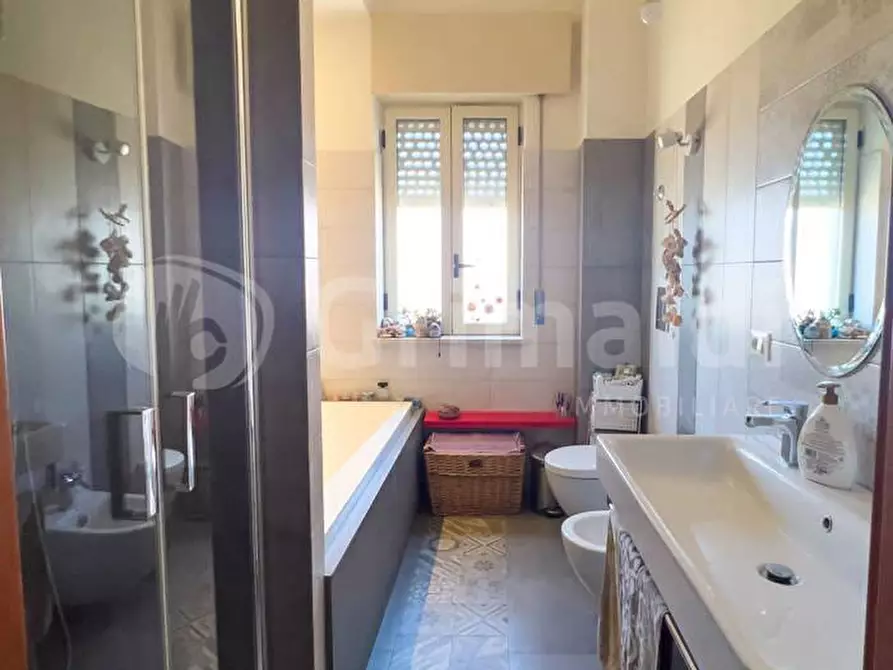 Immagine 4 di Appartamento in vendita  in Via Achille Vaccarisi 106 a Avola