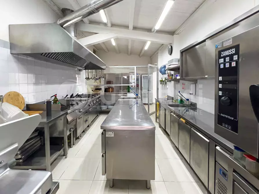 Immagine 11 di Bar / Ristorante in affitto  in SP19 a Noto