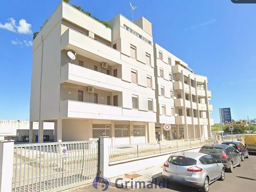 Immagine 1 di Garage in vendita  in Via Francesco de Mura 37 a Lecce