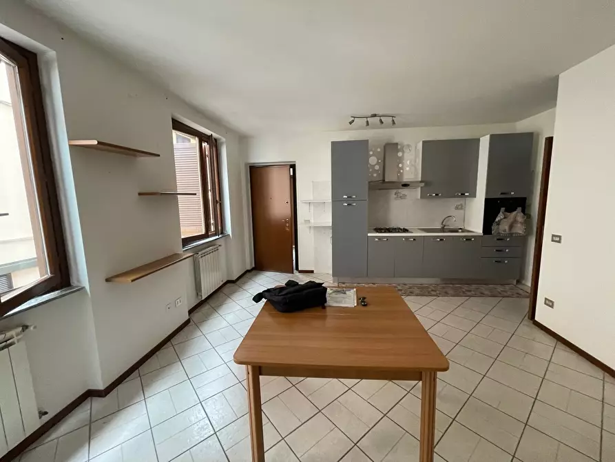 Immagine 4 di Bilocale in affitto  in via Volta 6 a Limido Comasco