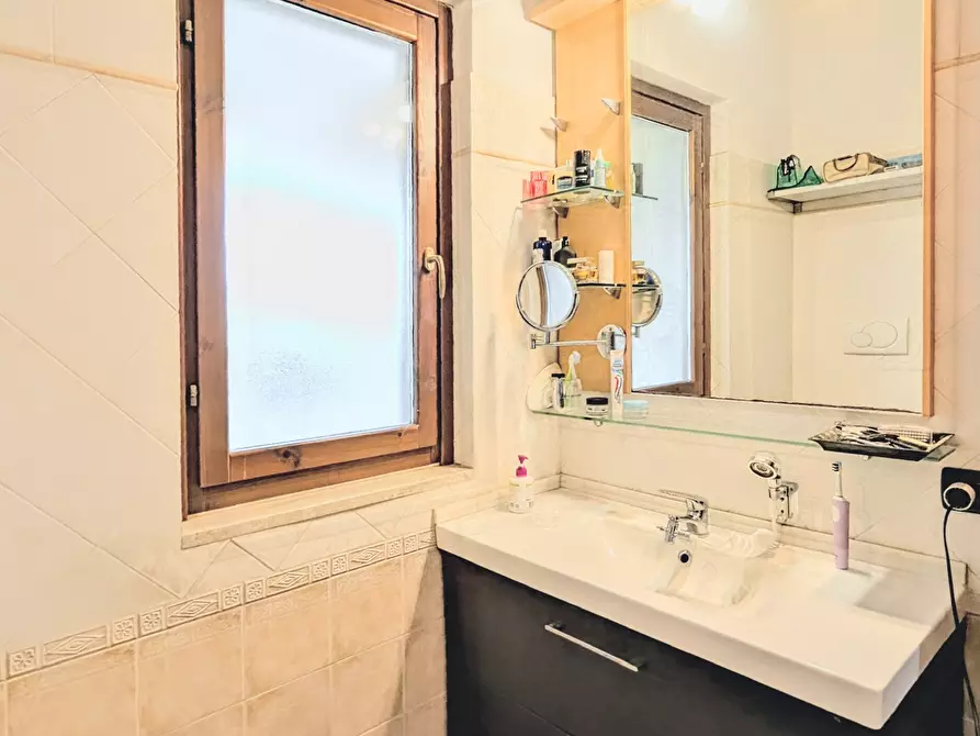 Immagine 22 di Trilocale in vendita  in Via Etna 10/d a Aprilia