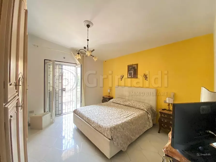 Immagine 13 di Casa indipendente in vendita  a Aversa