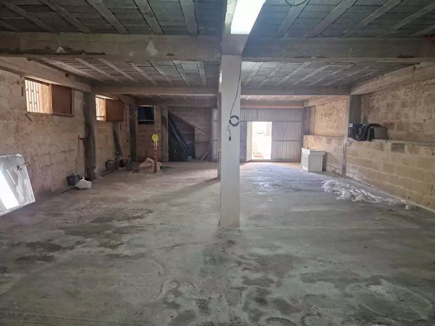 Immagine 38 di Pentalocale in vendita  in Via Fogazzaro Antonio 4 a Erchie