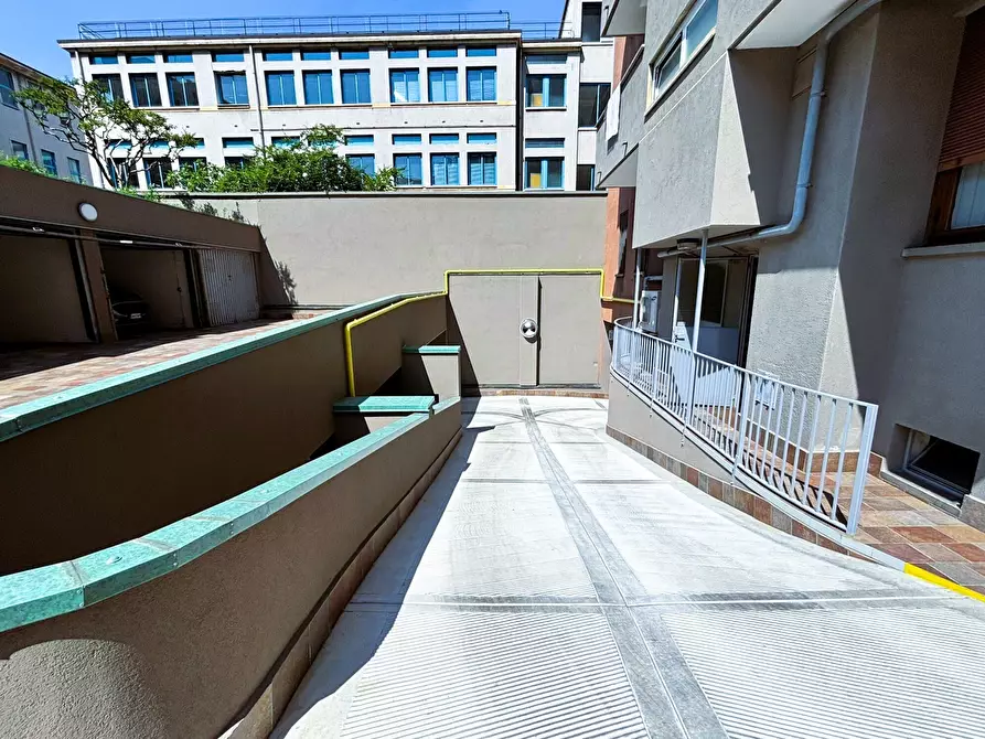 Immagine 6 di Garage in vendita  in Via Benedetto Marcello 5 a Milano