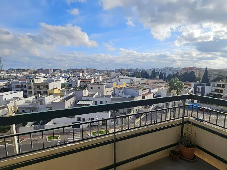 Immagine 35 di Bilocale in vendita  in Viale Giovanni Paolo II 25 a Lecce