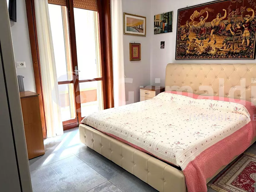 Immagine 25 di Quadrilocale in vendita  in via petrarca 20 a Gallipoli