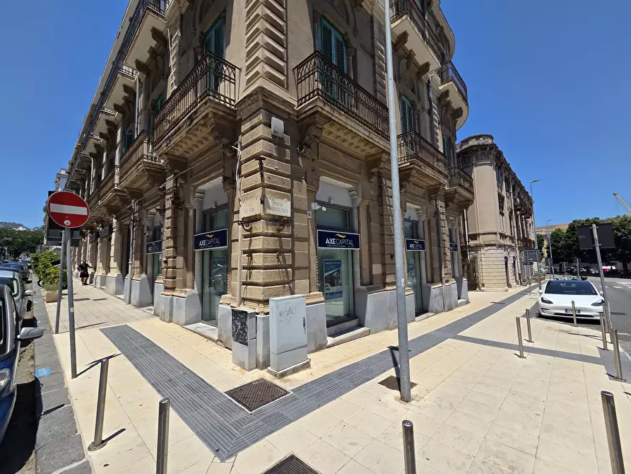Immagine 7 di Locale commerciale in affitto  in Piazza Ludovico Fulci 16 a Messina