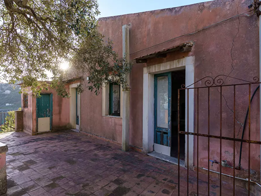 Immagine 42 di Rustico / casale in vendita  in CONTRADA ZIRETTO a Castelmola