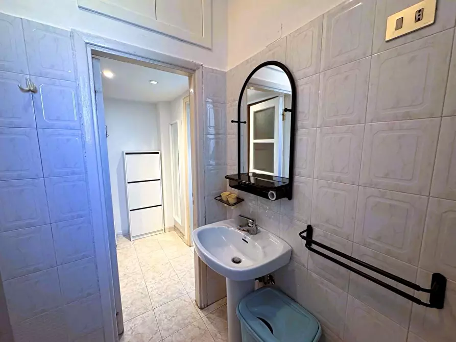Immagine 25 di Appartamento in vendita  in Via Dei Tulipani 1 a Milano