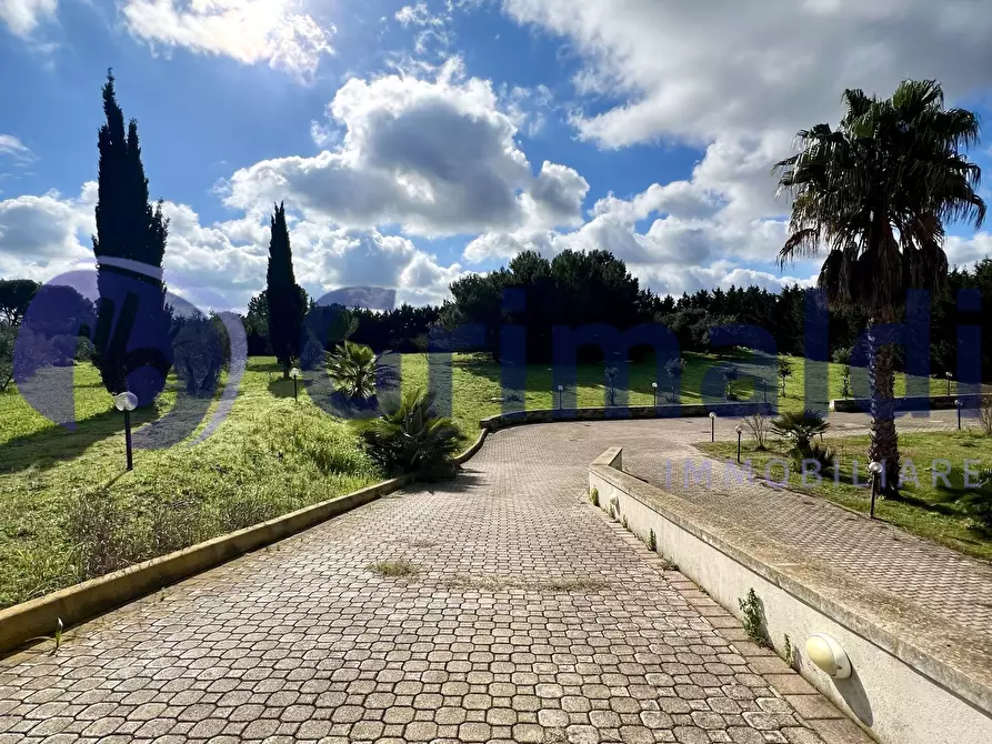 Immagine 31 di Villa in vendita  in Strada I Nucleo Erchie Piccola 10 a Lizzanello