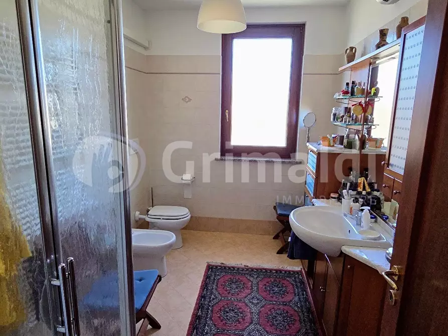 Immagine 56 di Villa in vendita  in Via Giovanni Antonio Comissetti 1 a Pezzana