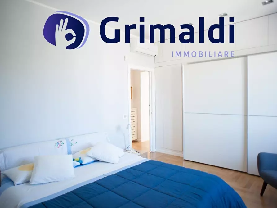 Immagine 14 di Attico in vendita  in Via San Gennaro Agnano 62 a Pozzuoli