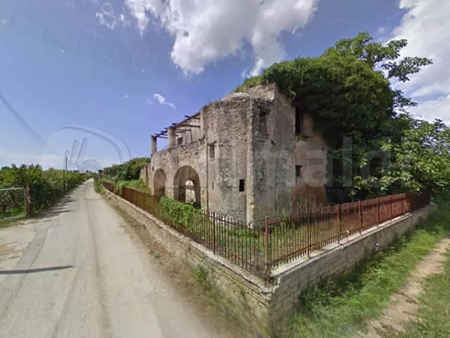 Immagine 1 di Terreno agricolo in vendita  a Giugliano In Campania