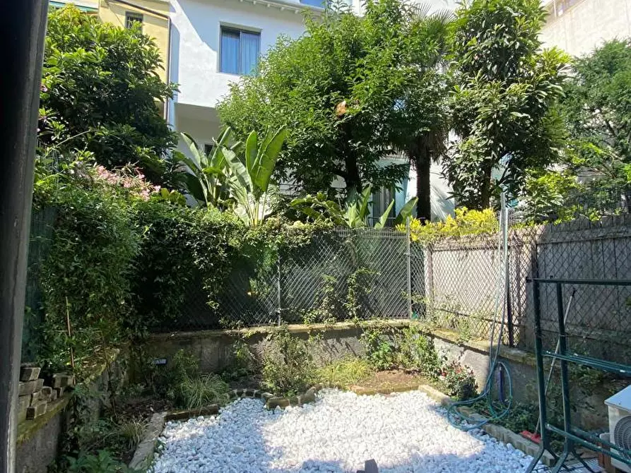 Immagine 6 di Bilocale in affitto  in Via Cironi 11 a Milano