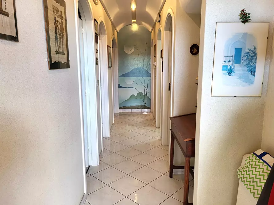 Immagine 9 di Trilocale in vendita  in Via Gaetano Donizetti 13 a Taormina