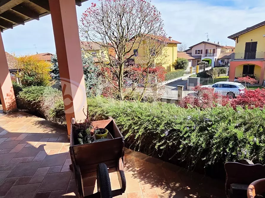 Immagine 15 di Villa in vendita  in Via Giovanni Antonio Comissetti 1 a Pezzana