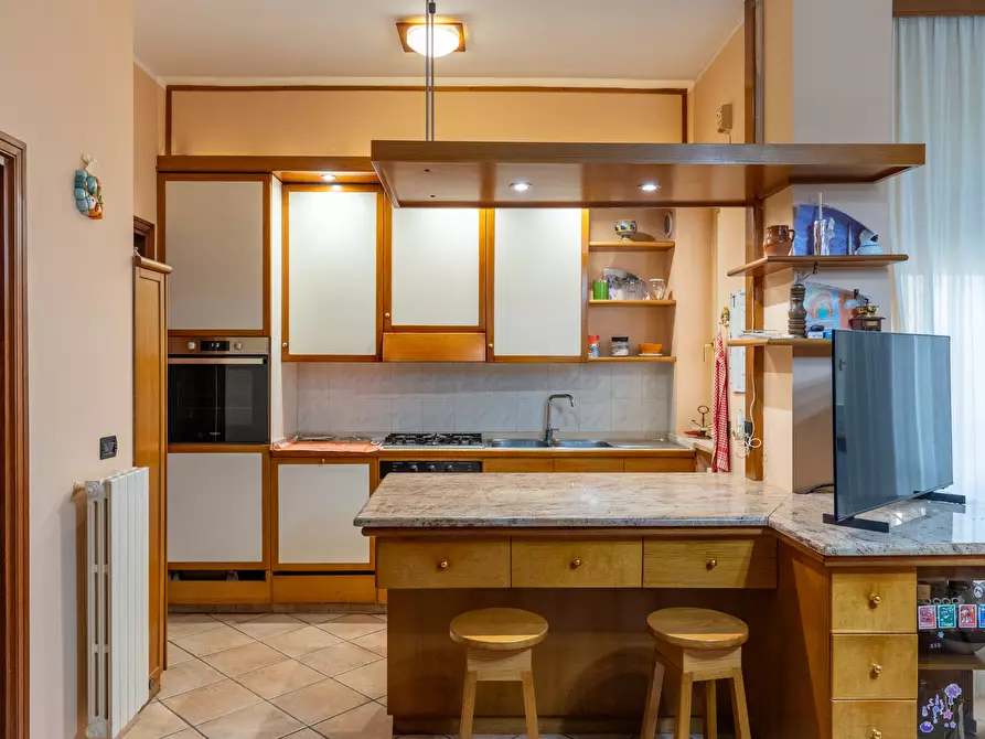 Immagine 12 di Pentalocale in vendita  in Via Salvatore Grande 12 a Lecce