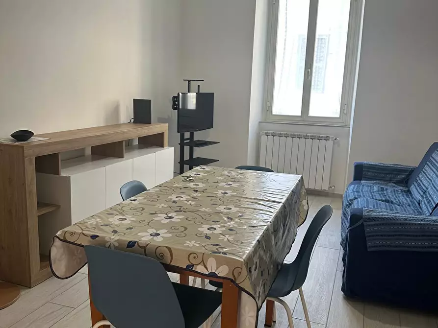 Immagine 1 di Trilocale in affitto  in via nazario sauro 1 a Anzio
