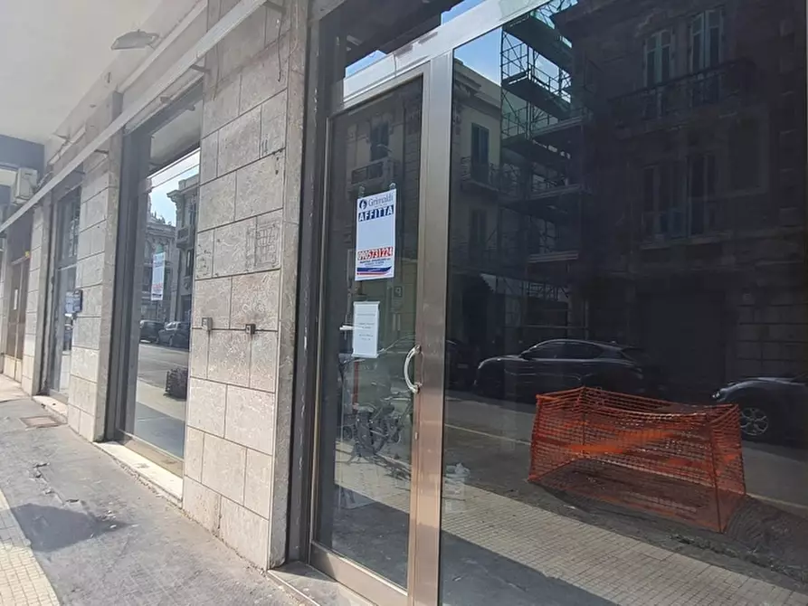 Immagine 3 di Locale commerciale in affitto  in Via Santa Maria La Porta 14 a Messina